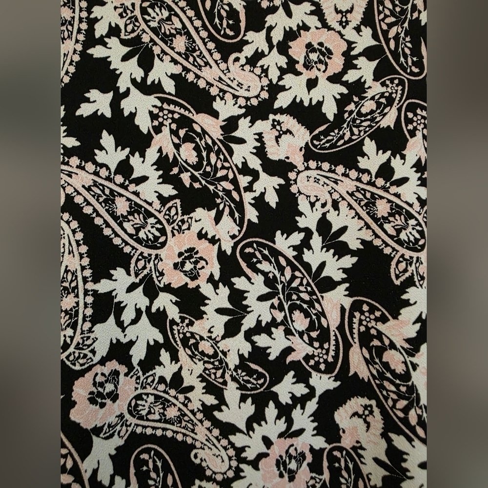 ROZ & ALI Bell Sleeve Paisley Blouse Size XL - Picture 2 of 6